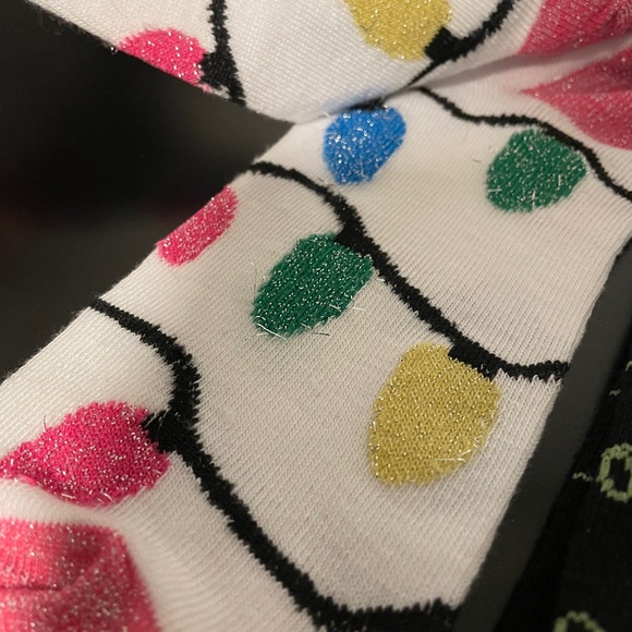 5 for $20: Target Christmas/Holiday socks - Picture 11 of 16